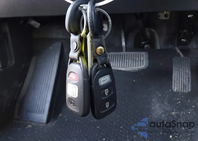 KMHDB8AE3CU137219: 44446868