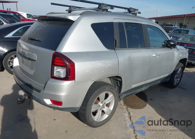 1C4NJDBB1ED572333: 44446891