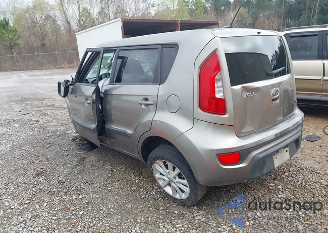 KNDJT2A66C7385666: 44446975