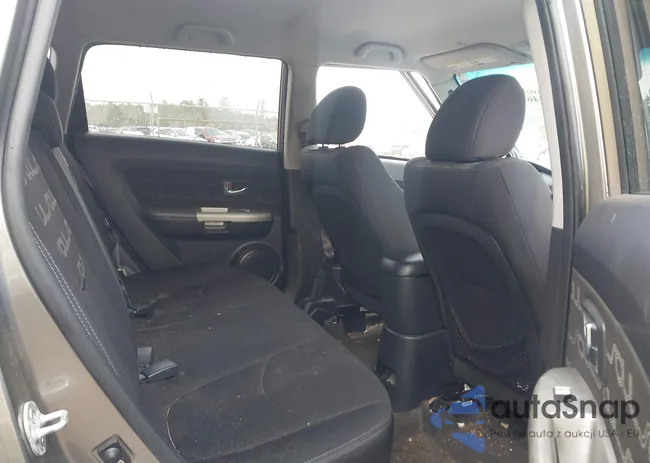 KNDJT2A66C7385666: 44446975