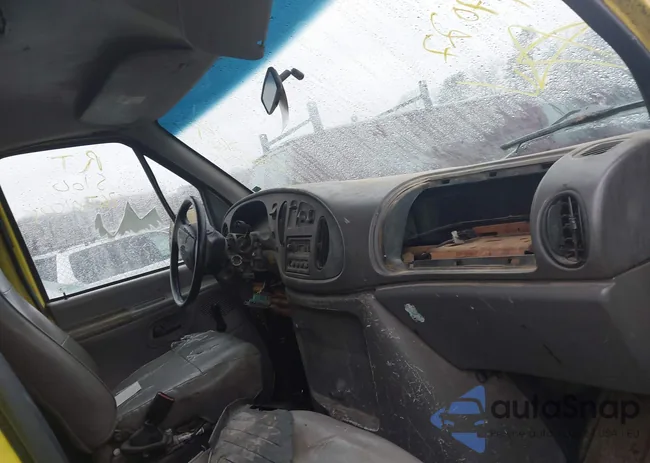 1FTNE2421XHB41623: 44447027