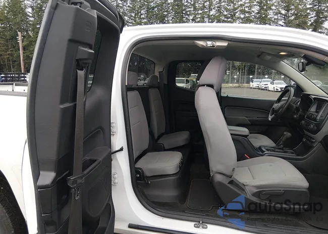 1GCHSBE18G1310556: 44447084