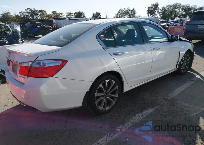 1HGCR2F57EA256382: 44447180