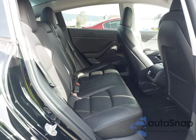 5YJ3E1EA7LF798850: 44447201