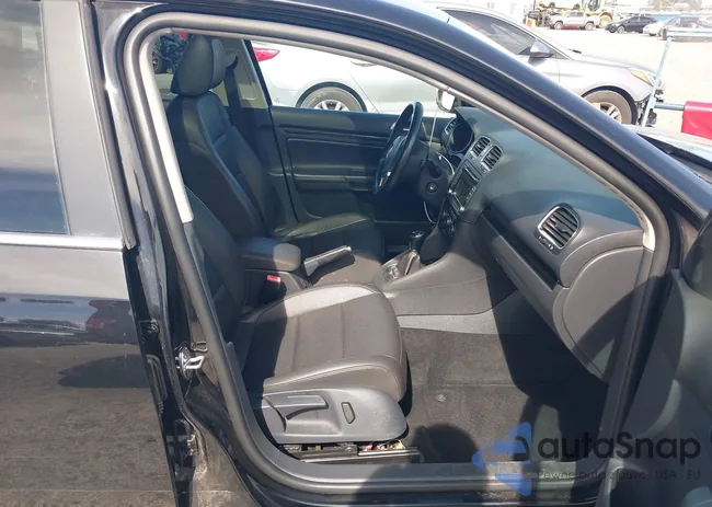 3VWML7AJ9EM602745: 44447237