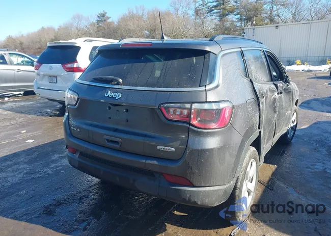 3C4NJDBB0KT647402: 44447271