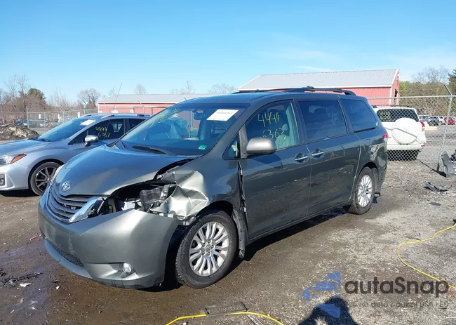 5TDYK3DC3CS237943: 44446363