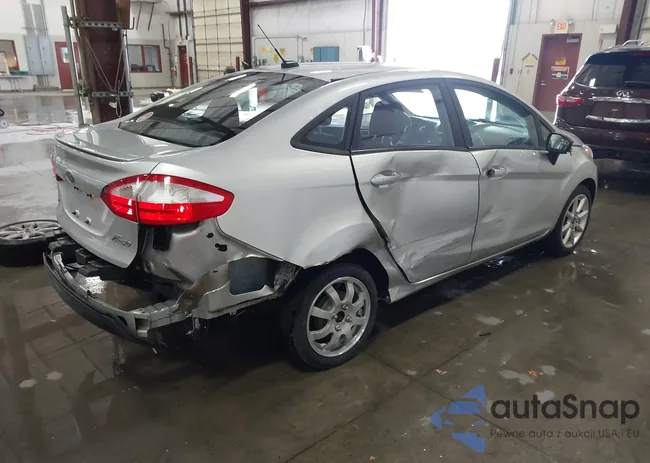 3FADP4BJ0GM104947: 44446496