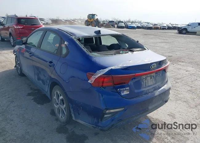 3KPF24AD6ME330171: 44446522