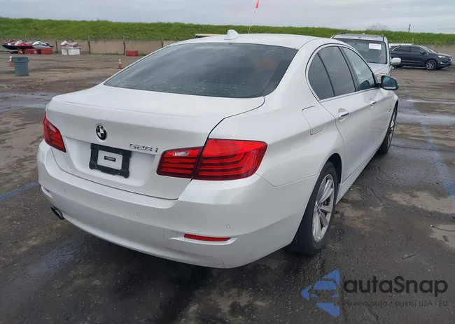 WBA5A5C54FD519302: 44446528