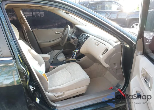 1HGCG56681A136925: 44446592