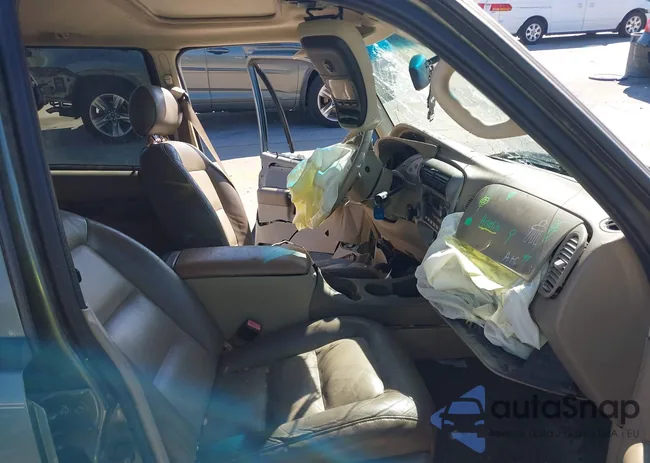 1FMZU67K24UA23666: 44446629