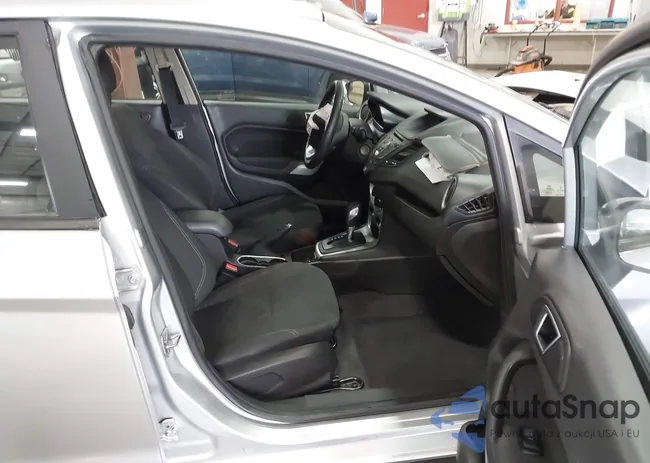 3FADP4BJ1GM111597: 44446647