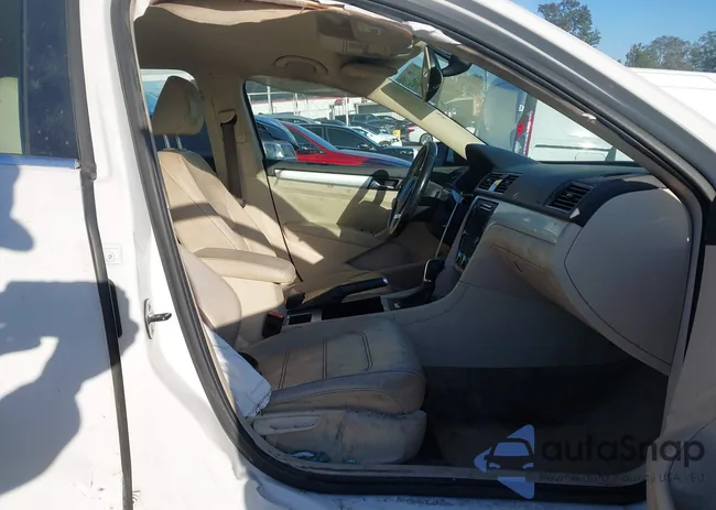 1VWBP7A35CC019763: 44447865