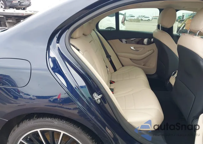 W1KWF8DB1LR583946: 44448011