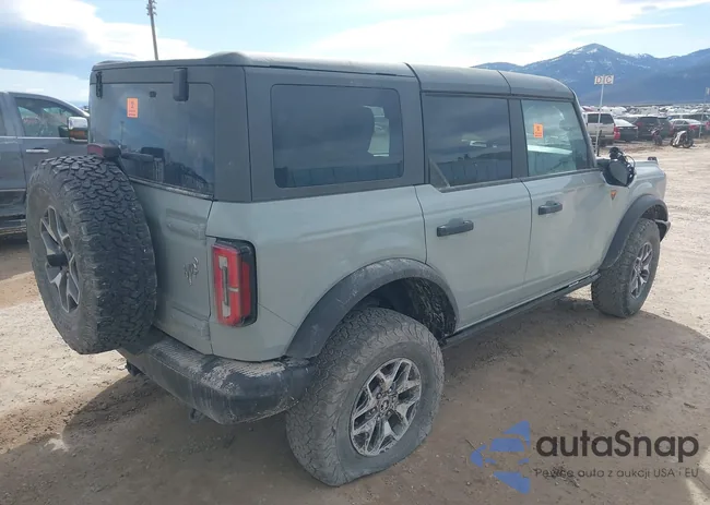 1FMEE5DP3NLB79826: 44448097