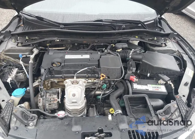 1HGCR2F8XEA200933: 44448265