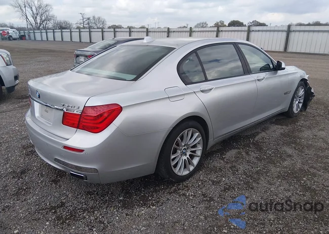 WBAKB8C59ACY63160: 44447394