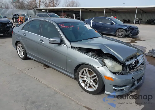 WDDGF4HB2CR223348: 44447501