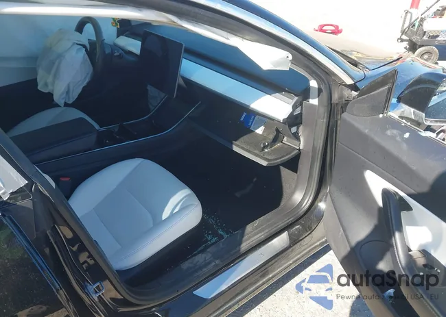 5YJ3E1EC8LF624478: 44447513