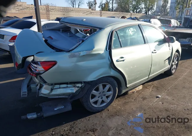 4T1BK36B19U335914: 44447631