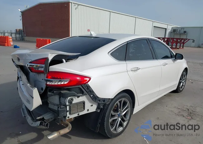 3FA6P0CD2KR147935: 44447653