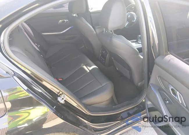 3MW5U7J02L8B41449: 44447729