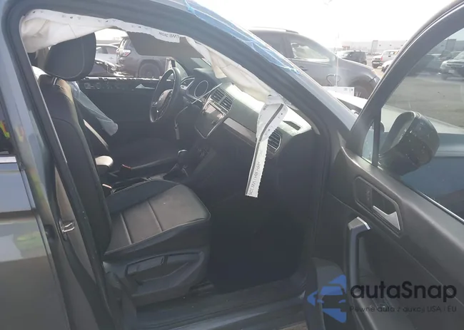 3VV3B7AX6MM094384: 44448864