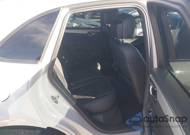 WP1AA2A54RLB13712: 44448893