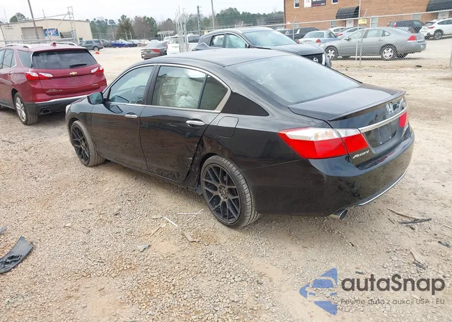 1HGCR2F58FA257011: 44448907