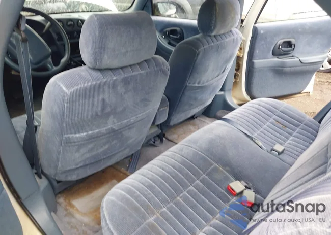 2G1WL52M7W9156431: 44448981