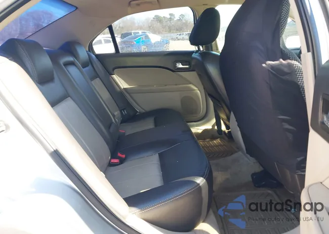 3MEHM08Z49R604205: 44449079