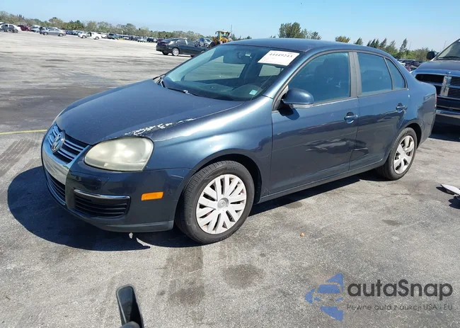 3VWJZ7AJ0AM042691: 44449243