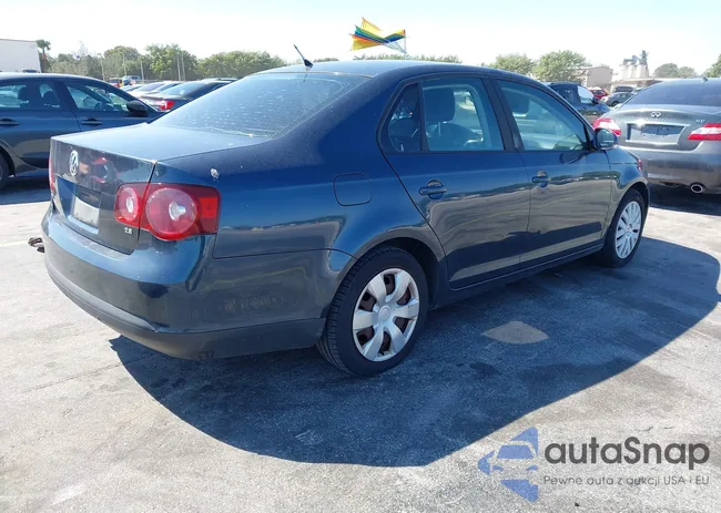 3VWJZ7AJ0AM042691: 44449243