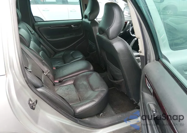 YV1SZ59H741137287: 44449304