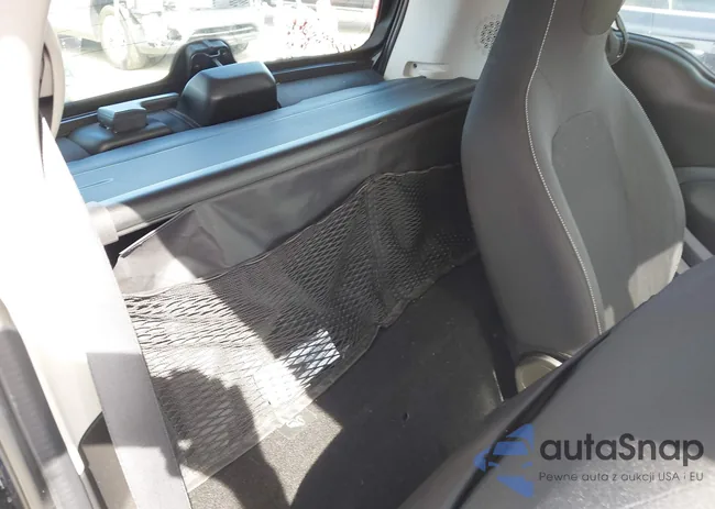 WMEFJ5DA3GK074181: 44448427