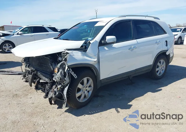 5XYKT4A11BG109563: 44448447