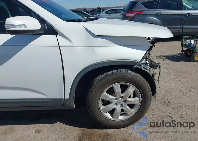 5XYKT4A11BG109563: 44448447