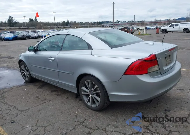 YV1672MC1BJ118586: 44448448