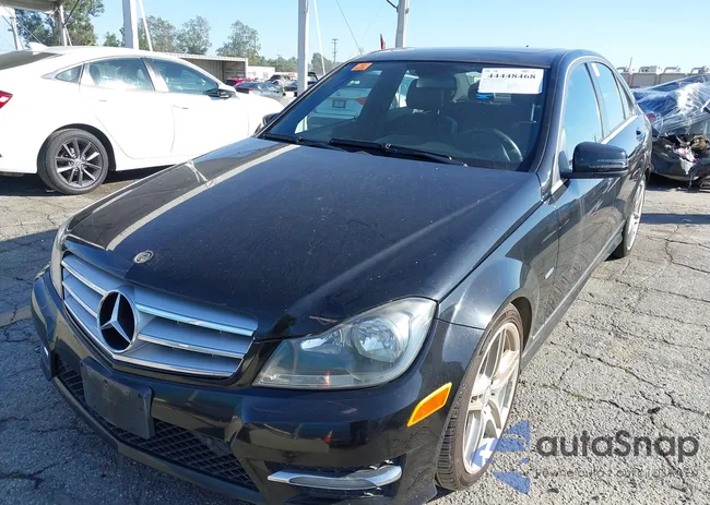 WDDGF4HB7CR210806: 44448468