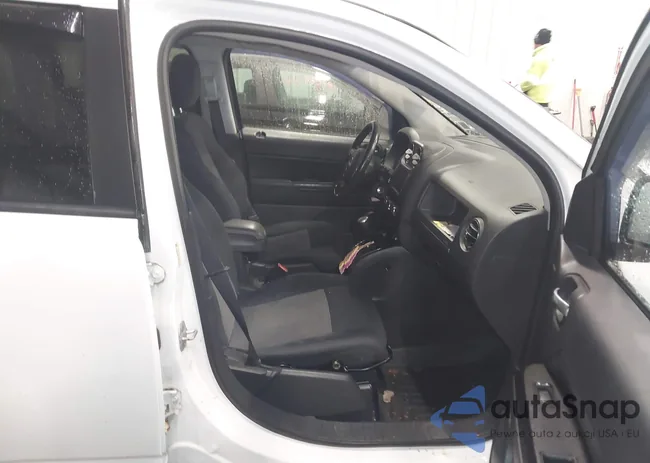 1J4NT1FB5BD236502: 44448572