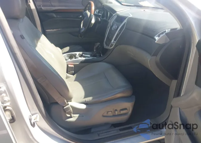 3GYFNAEY3BS610903: 44449941