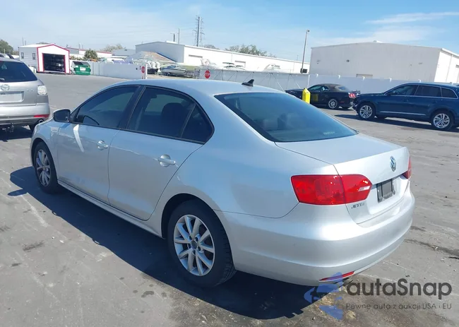 3VWBP7AJ4CM042108: 44449952