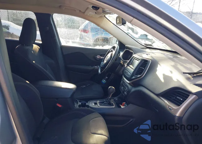 1C4PJMCB0FW692024: 44450012