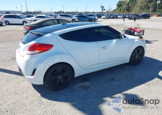 KMHTC6AD6CU058017: 44450089