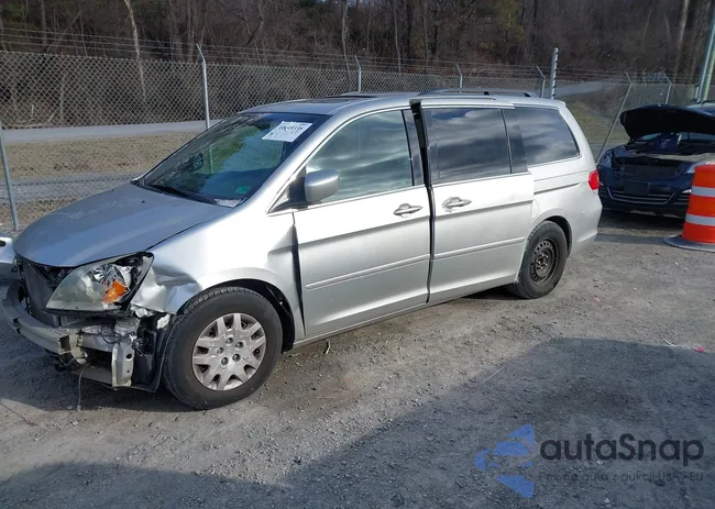 5FNRL38848B093418: 44449338