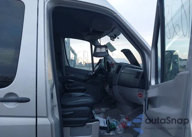 WD4PE7CD6JP589853: 44449342