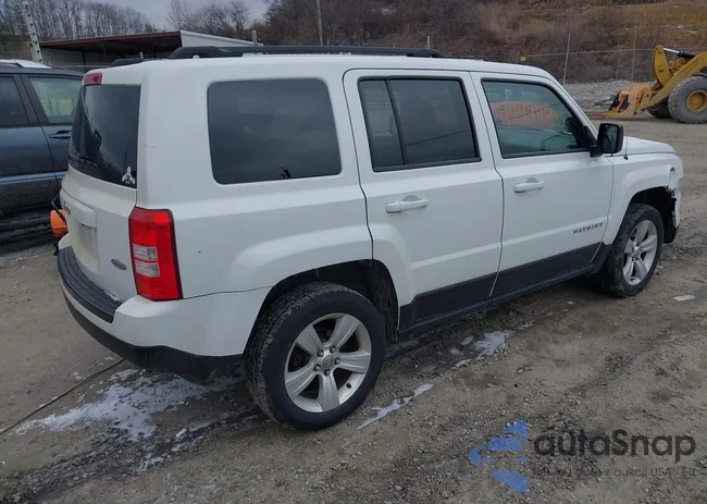 1C4NJRFB0ED661088: 44449388