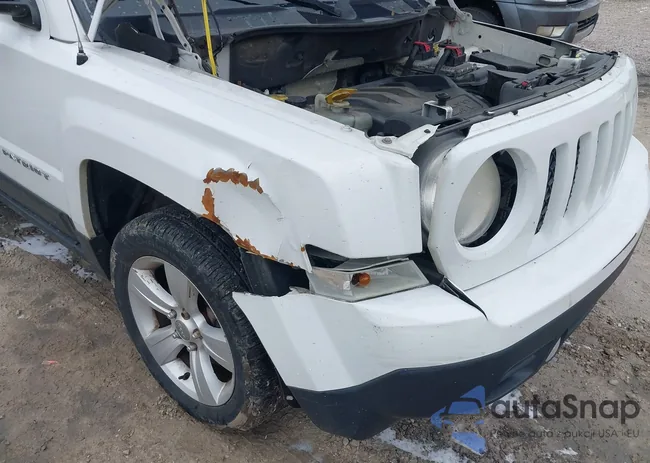 1C4NJRFB0ED661088: 44449388