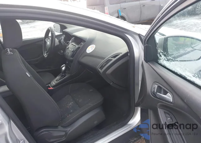 1FADP3F23GL377797: 44449455